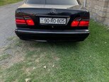Mercedes E 240-3