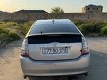 Toyota Prius-2