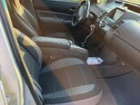 Toyota Prius-9