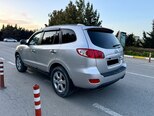 Hyundai Santa Fe-9