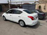 Nissan Versa-4