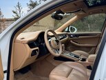 Porsche Macan S-7