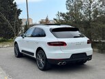 Porsche Macan S-6