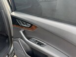 Audi Q7-15