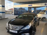 Hyundai Sonata-1