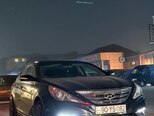 Hyundai Sonata-4
