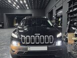 Jeep Cherokee-1
