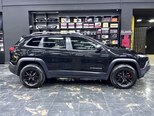 Jeep Cherokee-4