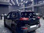 Jeep Cherokee-5