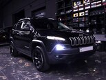 Jeep Cherokee-2