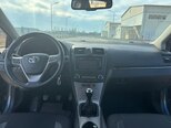 Toyota Avensis-11