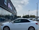 Kia Cerato-8