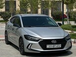 Hyundai Elantra-4