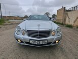 Mercedes E 220-1