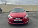 Hyundai Accent-7