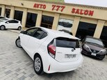 Toyota Aqua-8