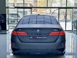 BMW i5-9