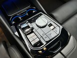 BMW i5-19