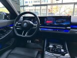 BMW i5-27