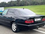 Mercedes E 220-5
