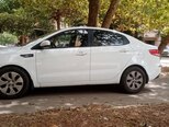 Kia Rio-5