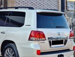 Toyota Land Cruiser-6