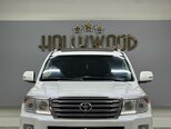Toyota Land Cruiser-7