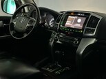 Toyota Land Cruiser-15