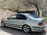 BMW 528-2