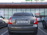 Hyundai Accent-2