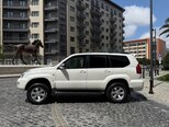 Toyota Land Cruiser Prado-9