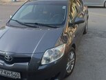 Toyota Auris-2