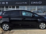 Kia Carens-5