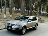 Volkswagen Touareg-3