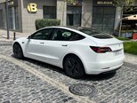 Tesla Model 3-6