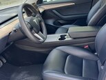 Tesla Model 3-12