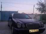 Mercedes E 240-8