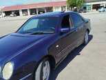 Mercedes E 240-4