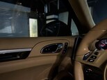 Porsche Cayenne-11