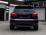 Porsche Cayenne-2