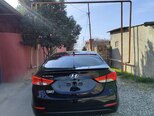 Hyundai Elantra-4