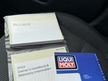 Hyundai Accent-21