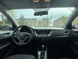 Hyundai Accent-13
