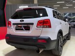 Kia Sorento-11