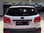 Kia Sorento-13