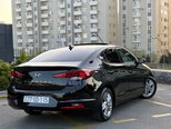 Hyundai Elantra-2
