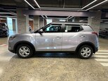 KG Mobility Tivoli-12