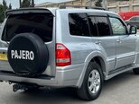 Mitsubishi Pajero-2