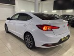 Hyundai Elantra-5