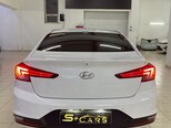 Hyundai Elantra-9